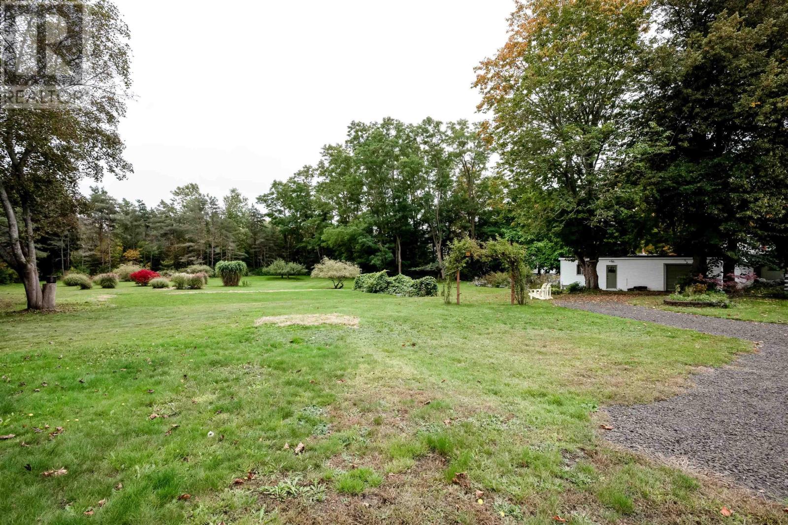 10 Connaught Ave Avenue - 32