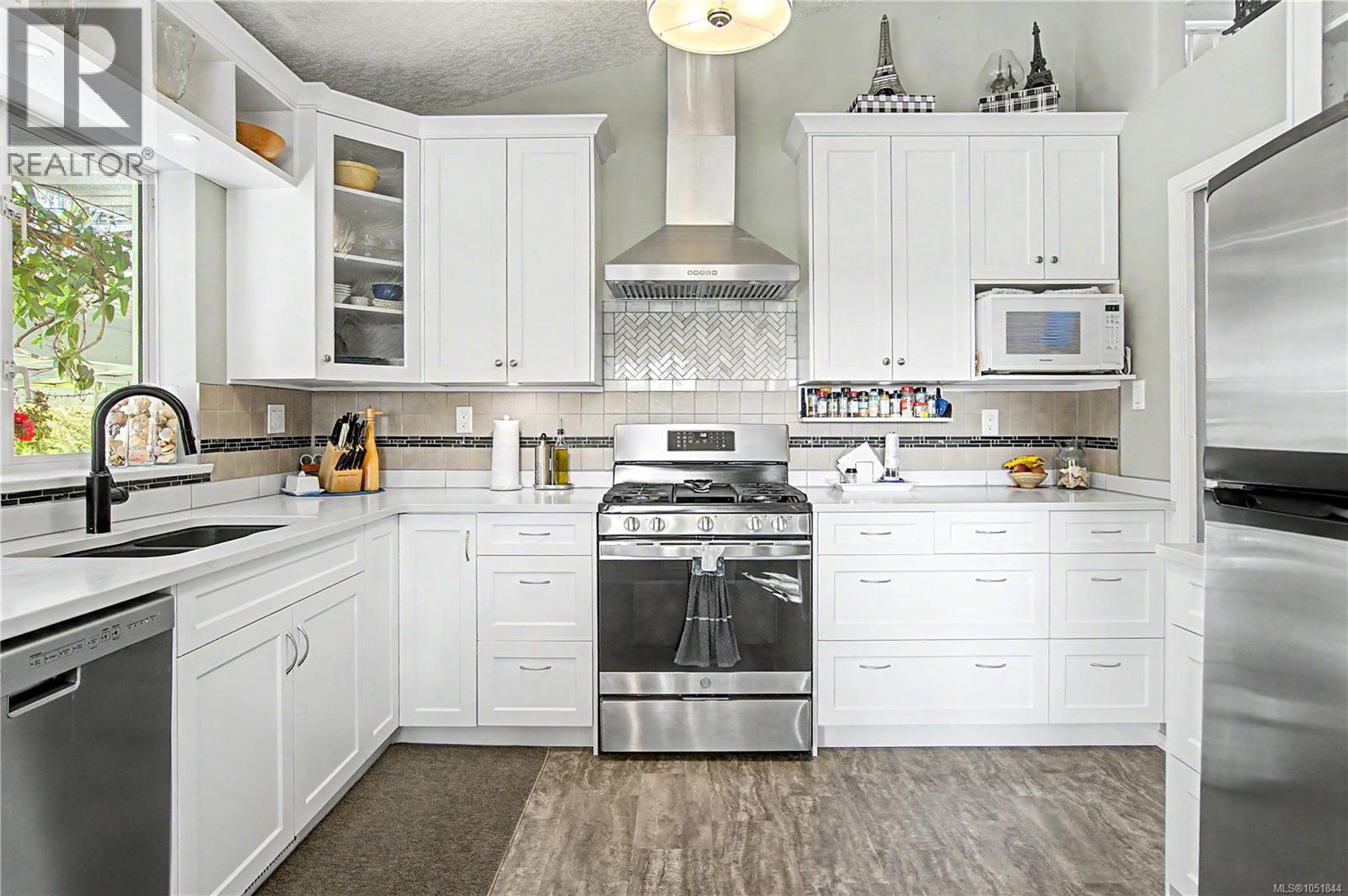 2060 Huddington Rd - 14