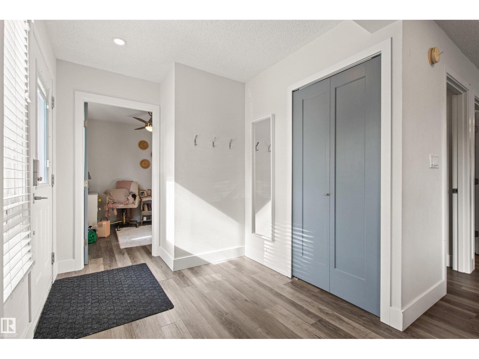 #10550 10552 62 AV NW - 20