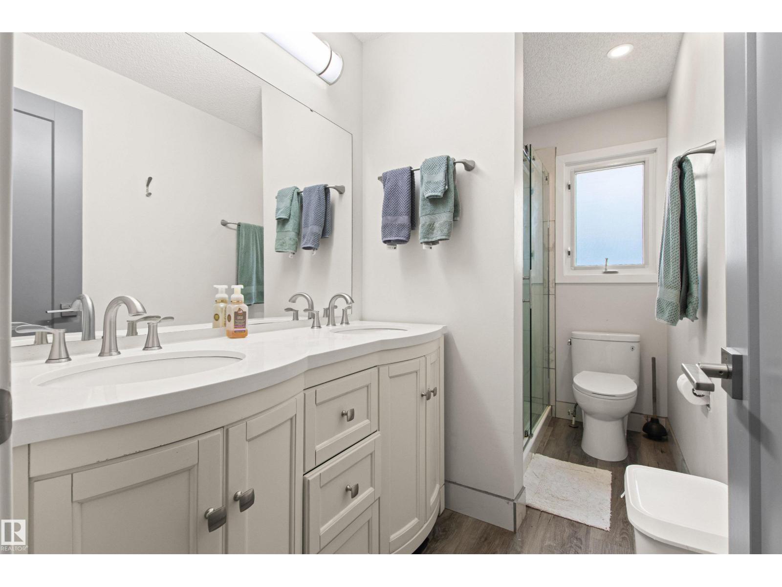 #10550 10552 62 AV NW - 17