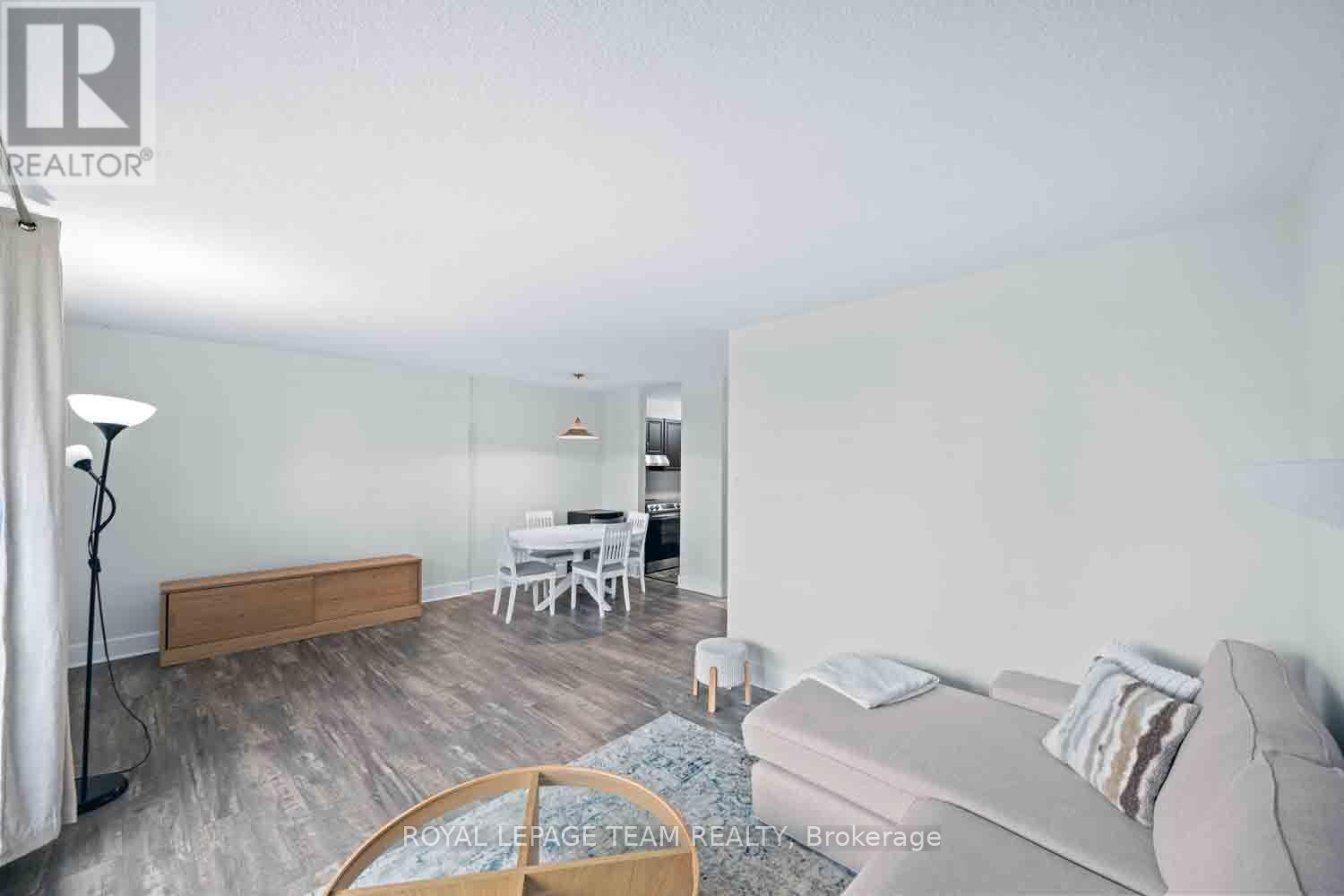#409 2000 JASMINE CRESCENT - Image 11