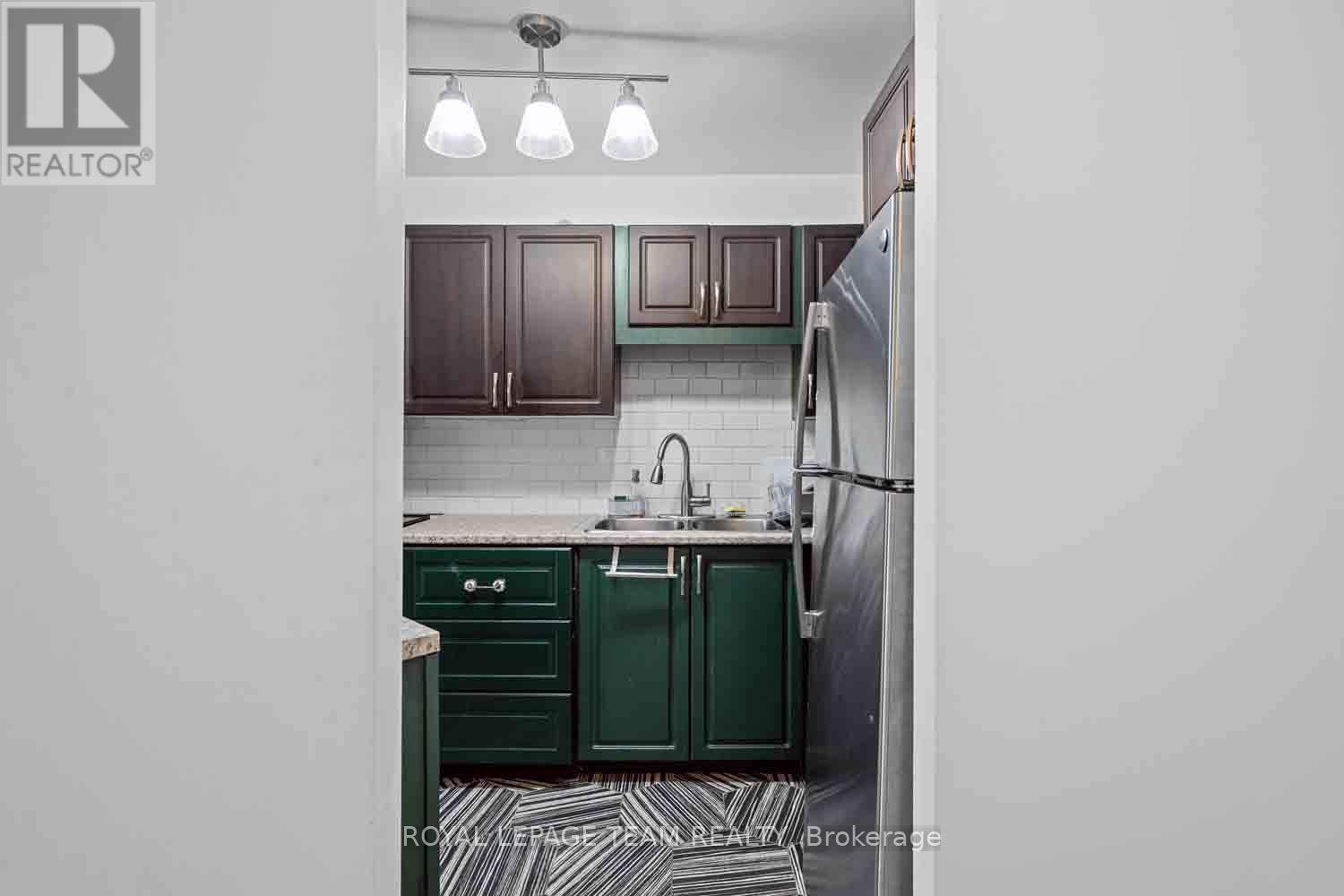 #409 2000 JASMINE CRESCENT - 14