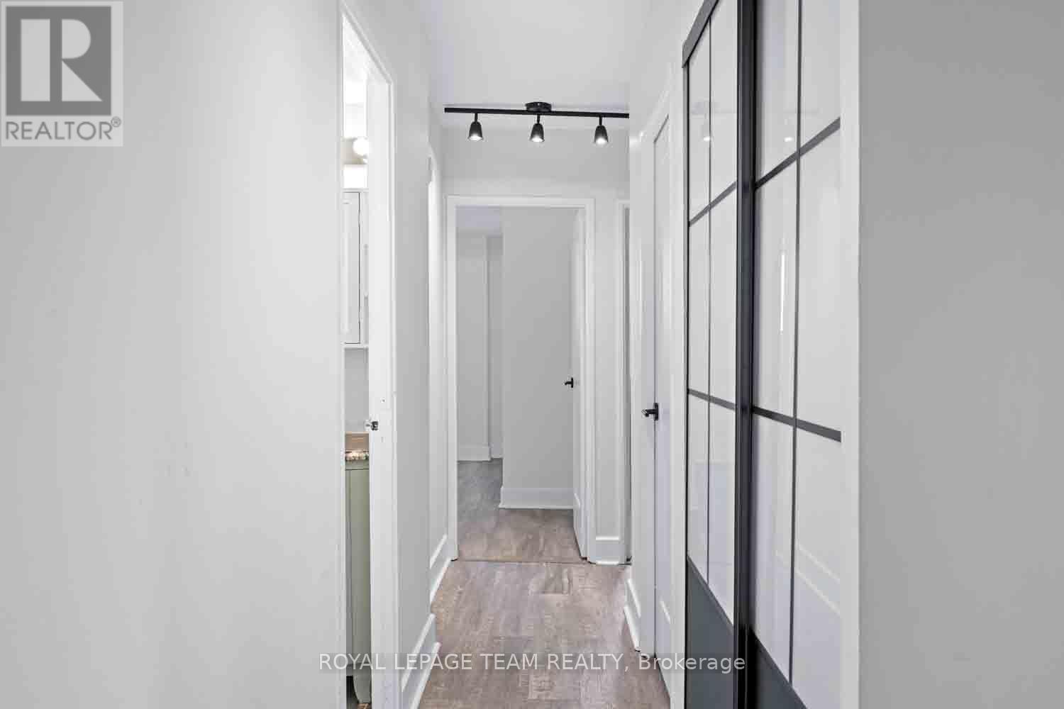 #409 2000 JASMINE CRESCENT - 19