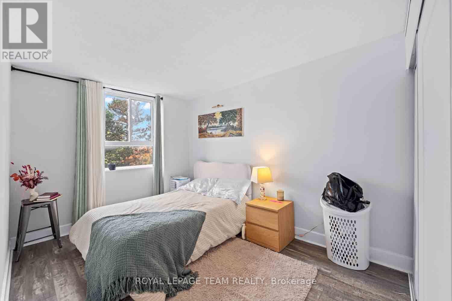 #409 2000 JASMINE CRESCENT - Image 27
