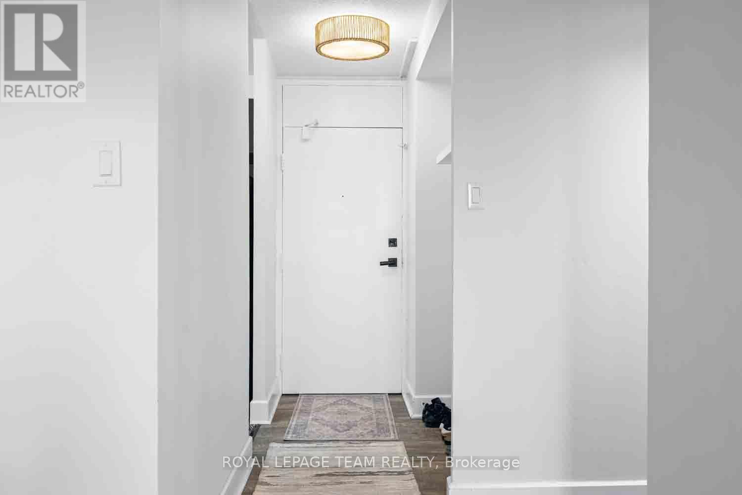 #409 2000 JASMINE CRESCENT - 4
