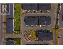 402 Jewelwing Private, Ottawa, ON K1X0M7 Photo 44