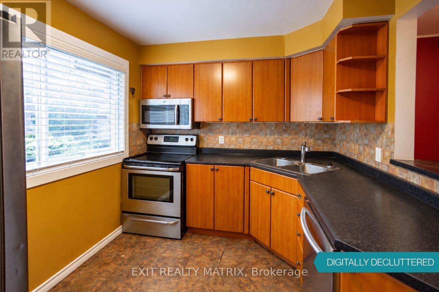 3006 FAIRLEA CRESCENT - 5