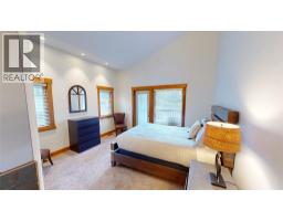 7305 Copperhorn Drive, Radium Hot Springs, BC V0A1M0 Photo 21