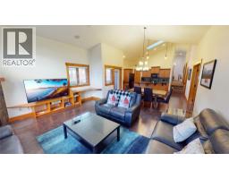 Primary Bedroom - 7305 Copperhorn Drive, Radium Hot Springs, BC V0A1M0 Photo 9