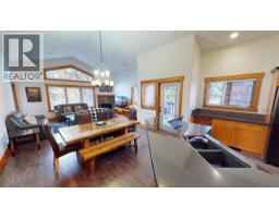 7305 Copperhorn Drive, Radium Hot Springs, BC V0A1M0 Photo 14
