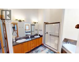 7305 Copperhorn Drive, Radium Hot Springs, BC V0A1M0 Photo 26