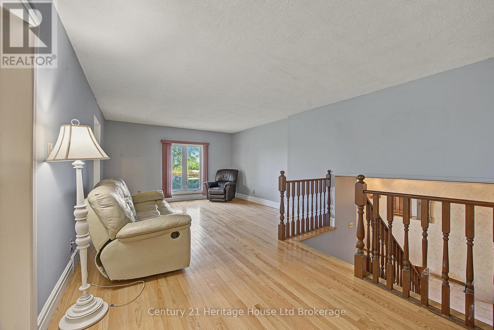 17846 EVELYN DRIVE - 6