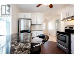 Eat in kitchen - 68 Connaught Avenue, Middleton, NS B0S1P0 Photo 10