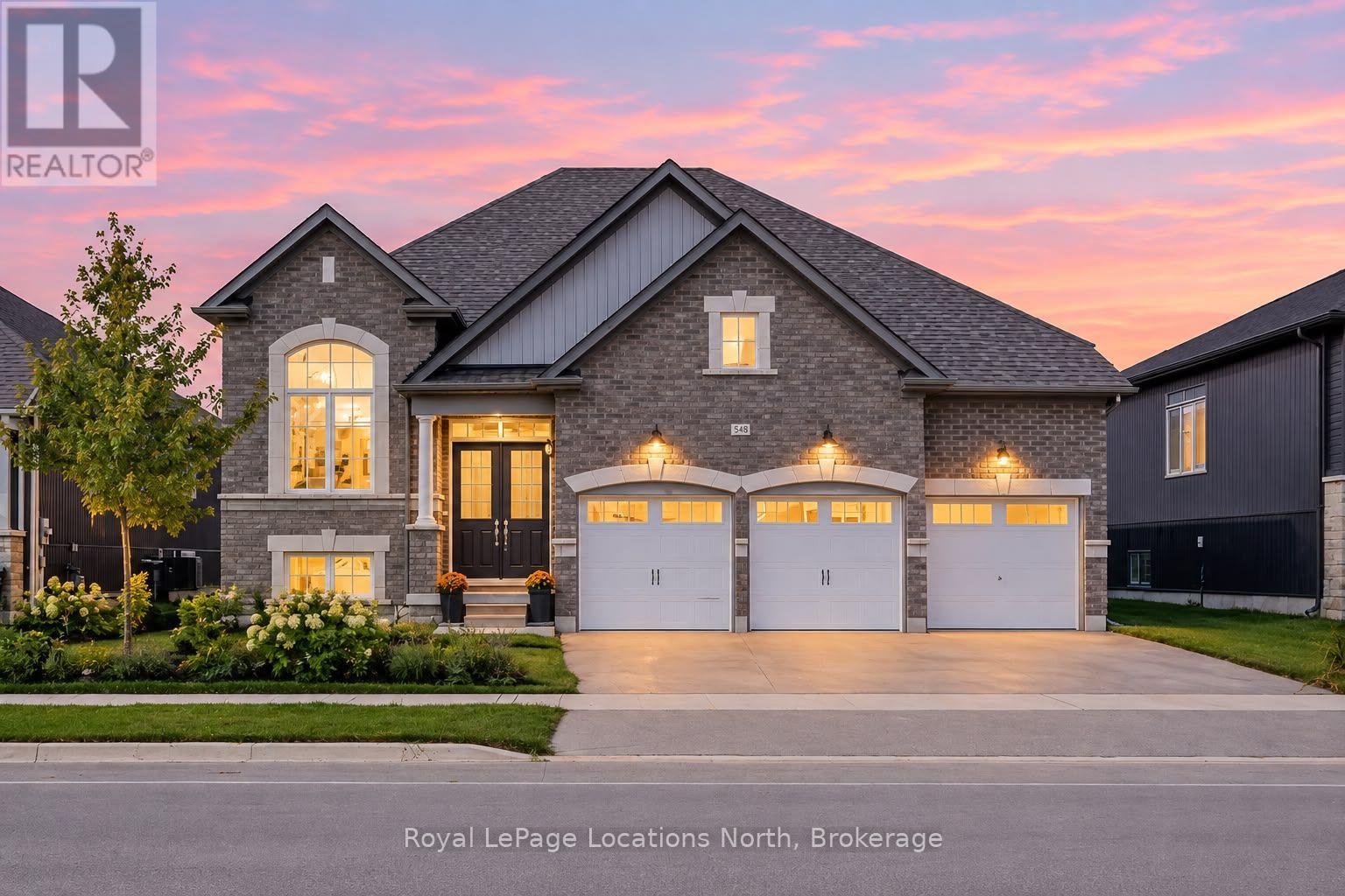 298 RAMBLEWOOD DRIVE - 1