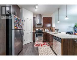 Kitchen - 249 Copperpond Landing Se, Calgary, AB T2Z1G6 Photo 6