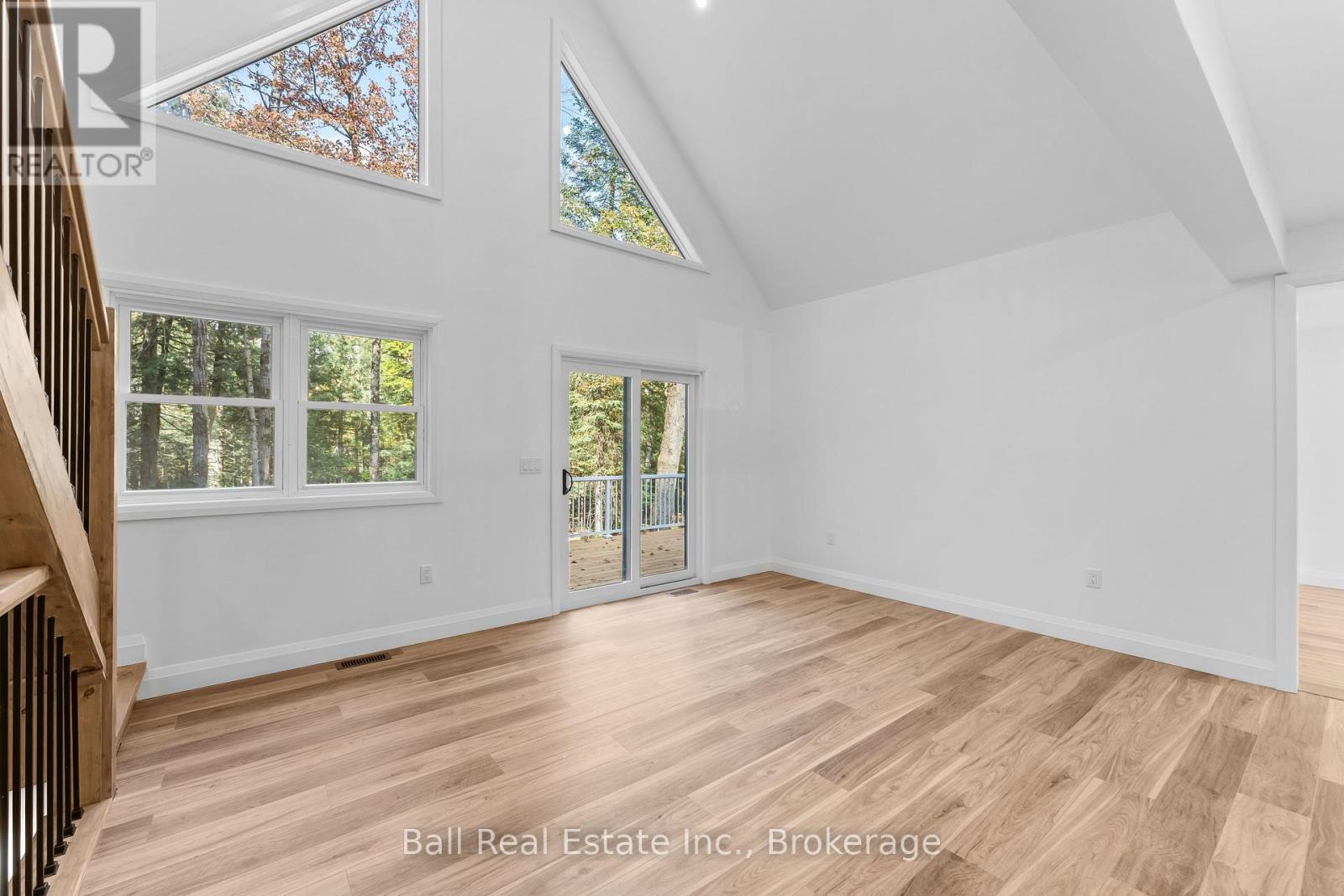 319 Boundary Road, Minden Hills, ON photo 7