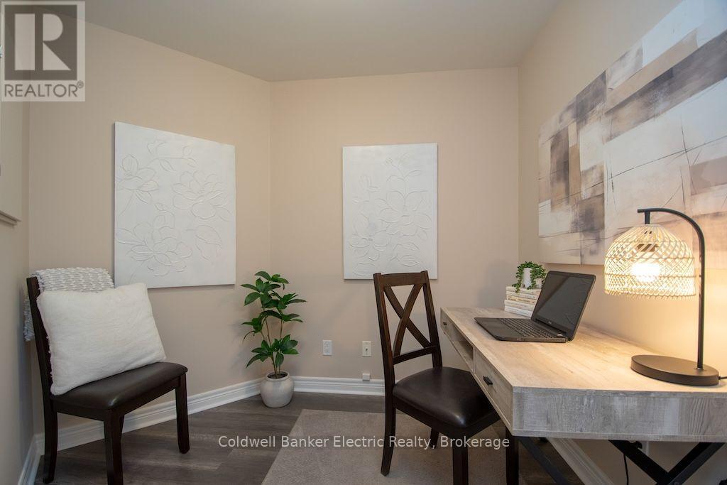 212- 869 Clonsilla Avenue, Peterborough, ON photo 25