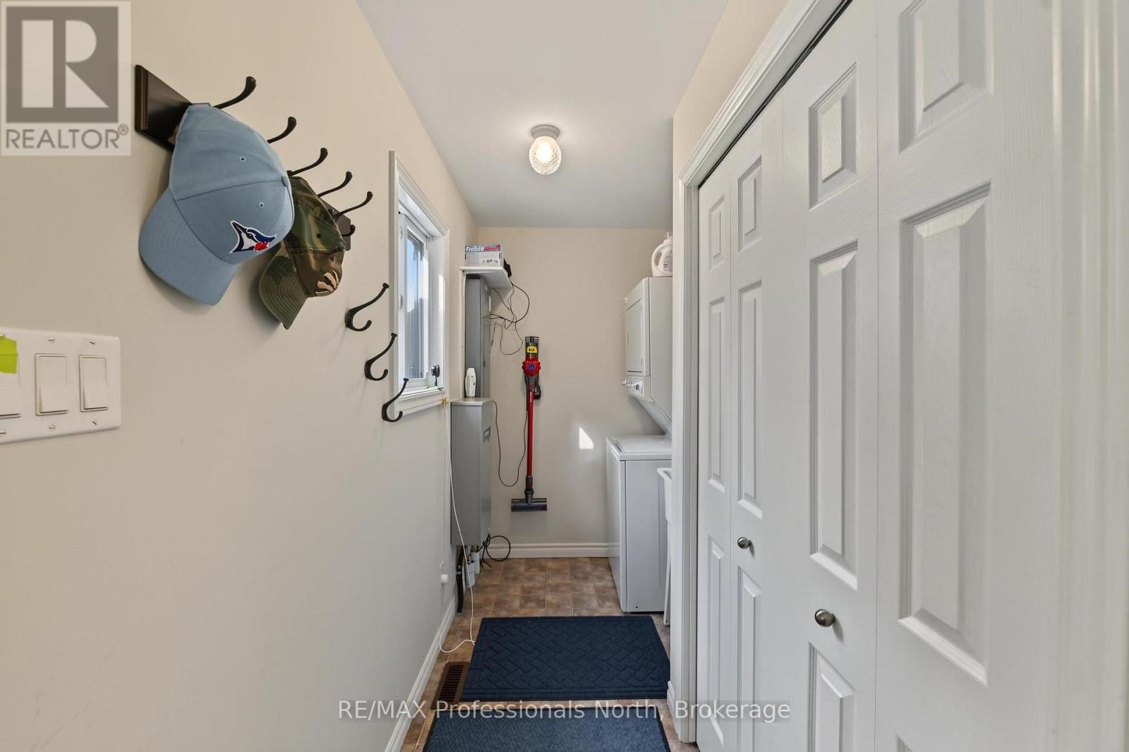 1211 BALMORAL LANE - 22