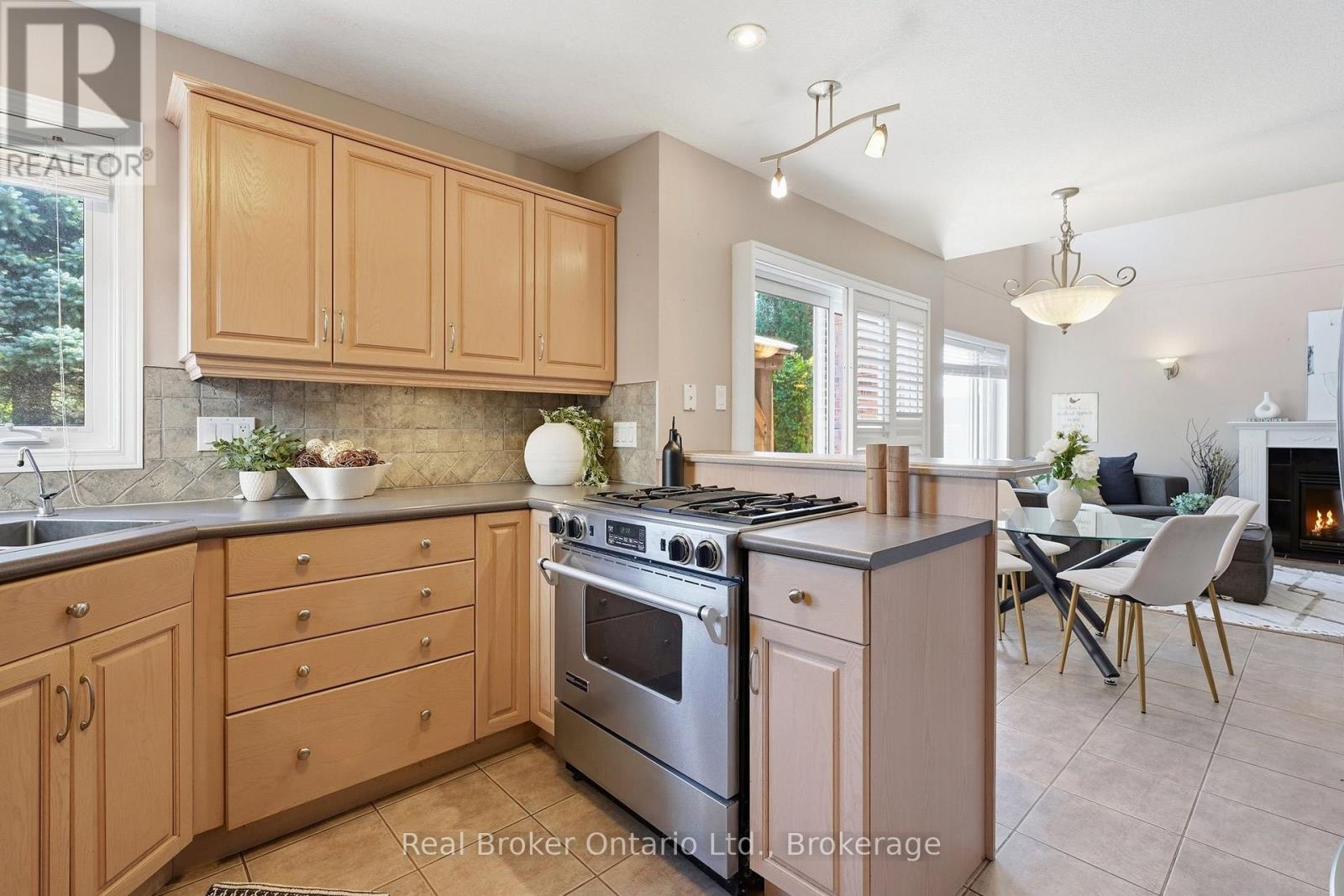 225 SUMMERFIELD DRIVE - 15