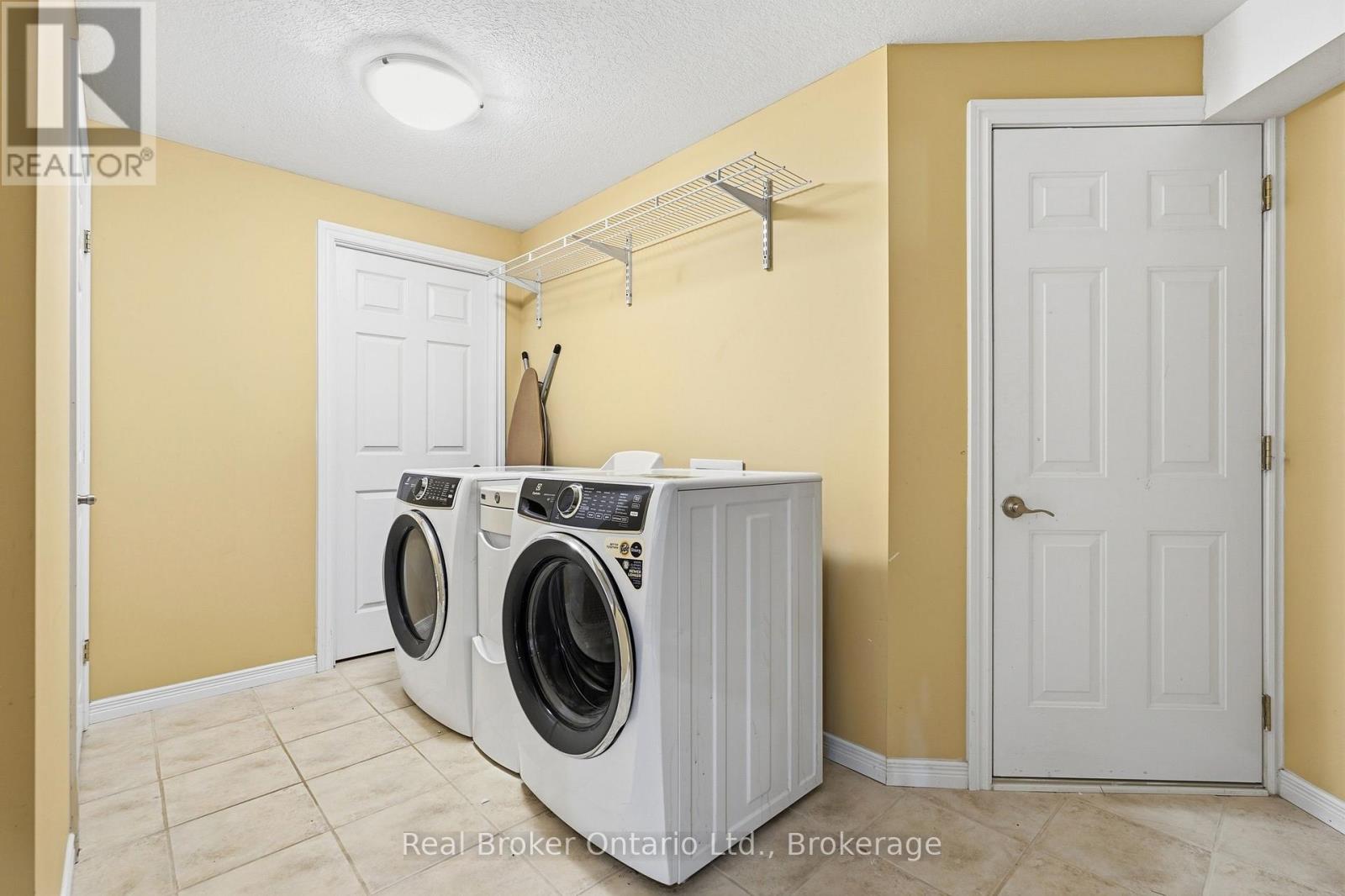 225 SUMMERFIELD DRIVE - Image 39