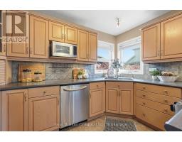 Primary Bedroom - 225 Summerfield Drive, Guelph, ON N1L1L5 Photo 14