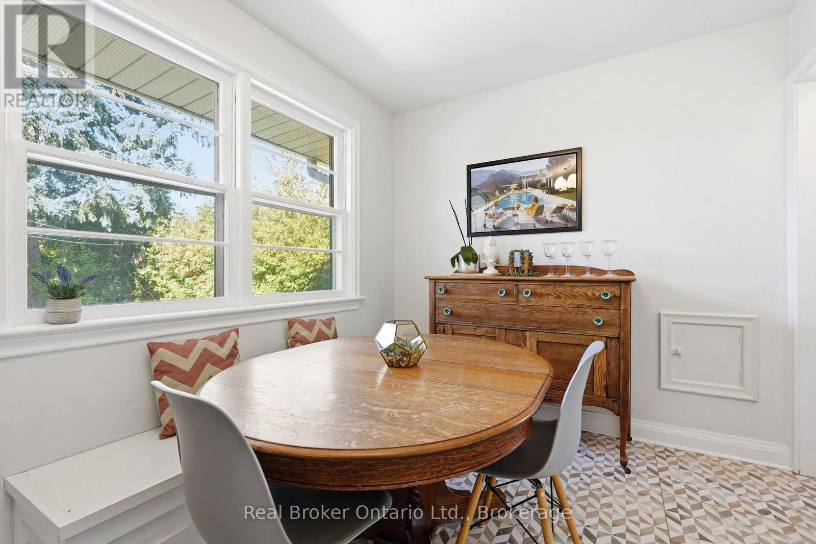 68 EMMA STREET - 10