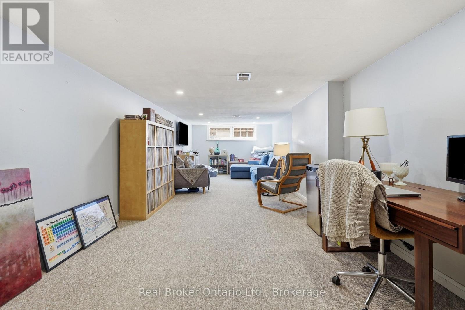 68 EMMA STREET - 27