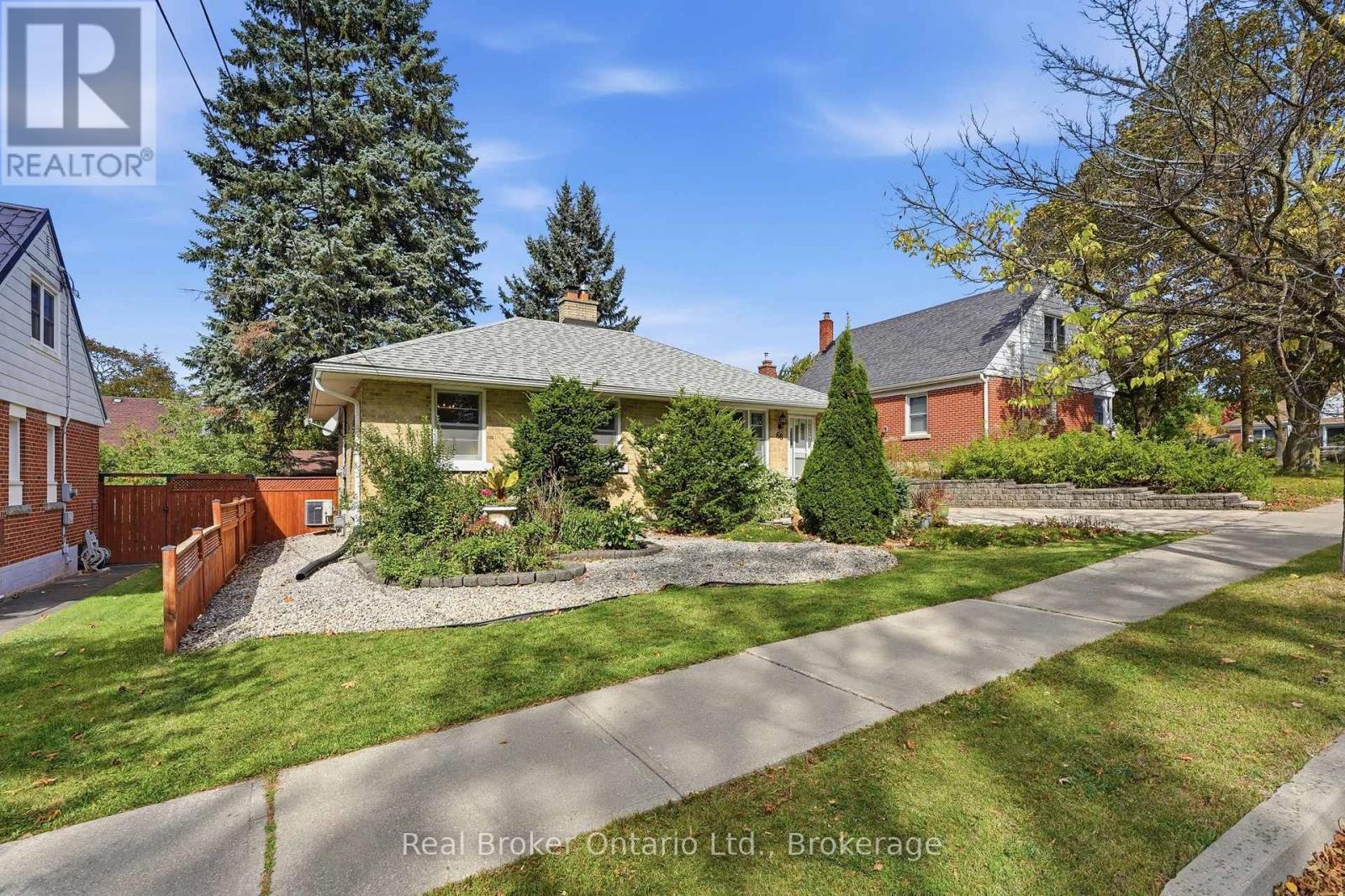 68 EMMA STREET - 3
