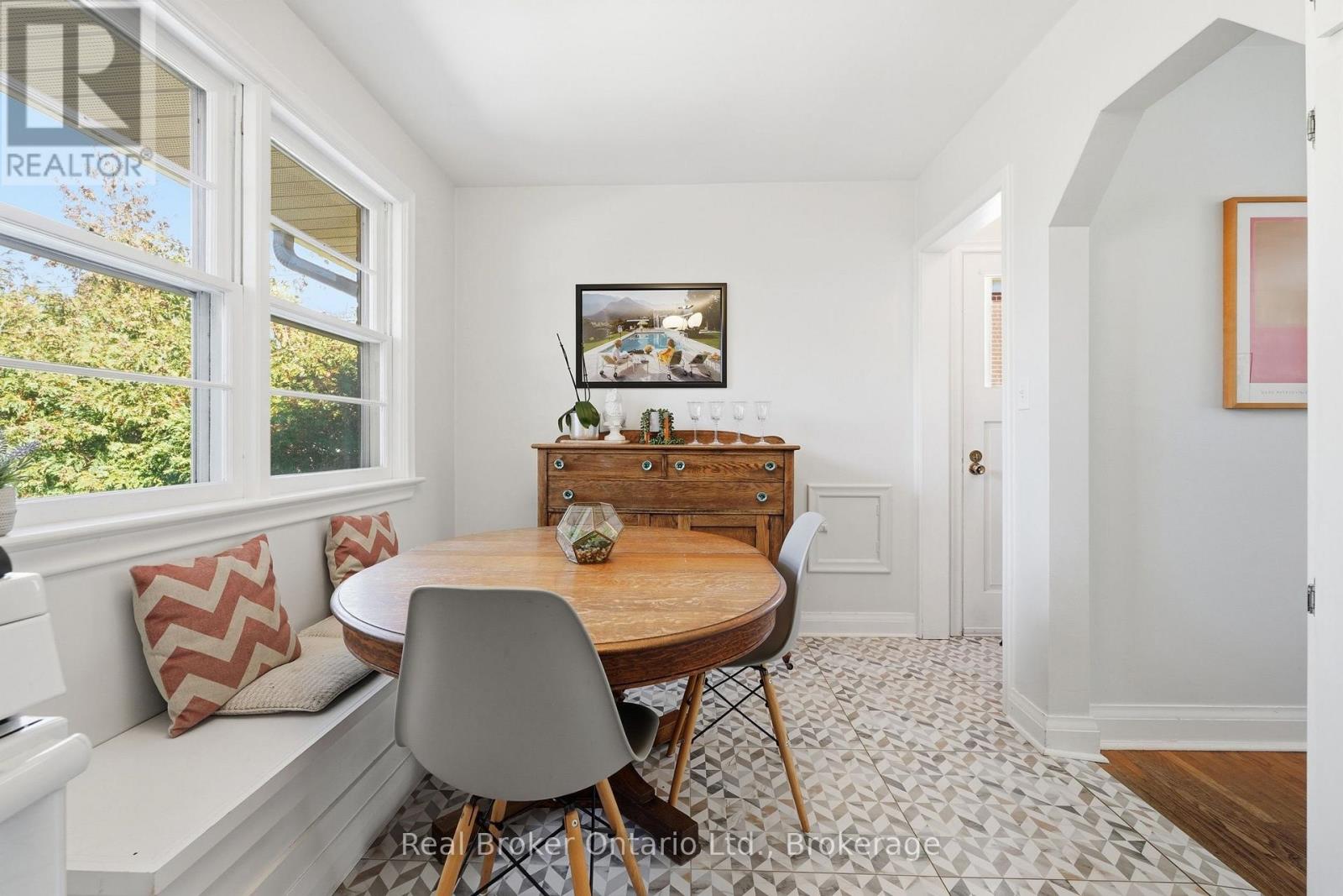 68 EMMA STREET - 9