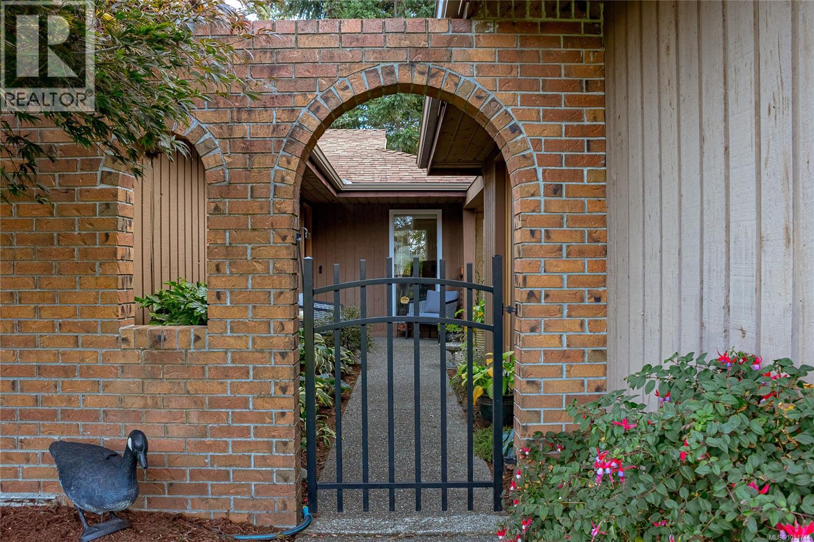 4413 Strom Ness Pl - 3