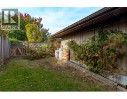 4413 Strom Ness Pl, Saanich, BC V8Z6S7 Photo 40