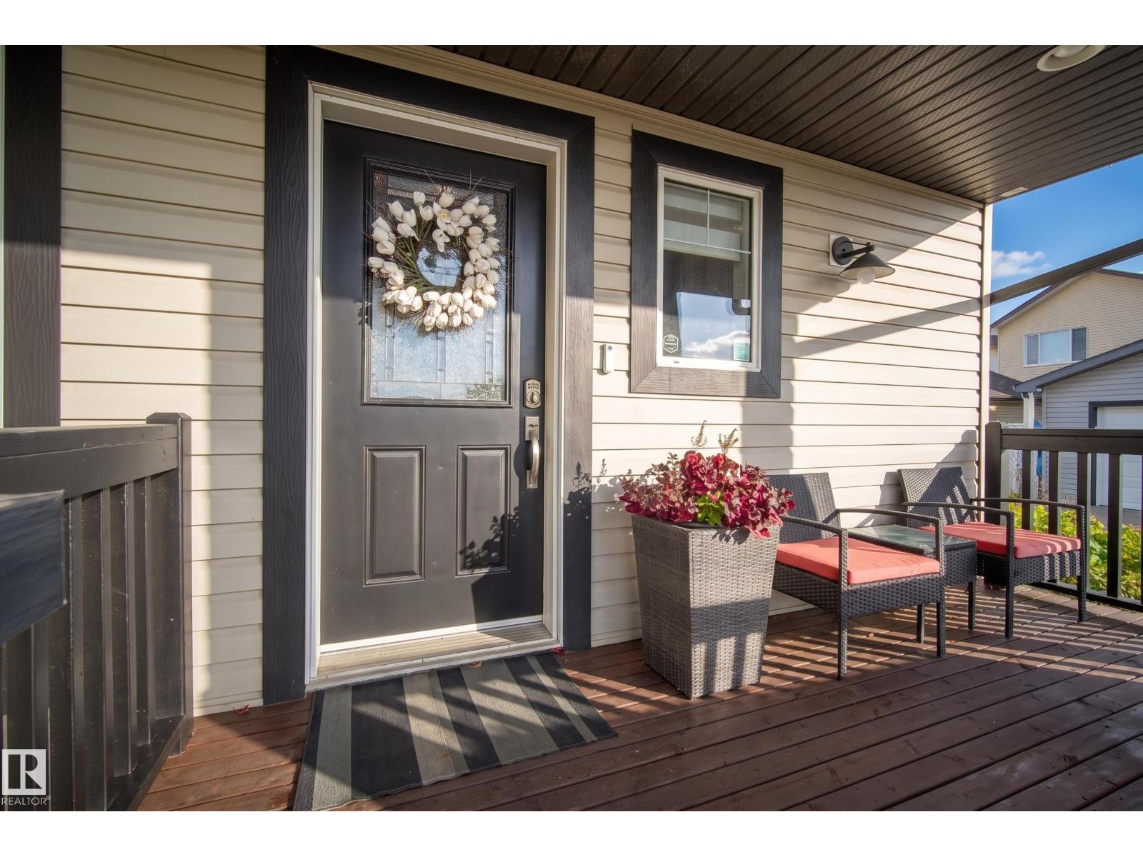 7161 South Terwillegar Drive NW, South Terwillegar — photo 4 of 30: Property photo