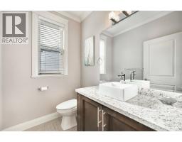 1436 Bewicke Avenue, North Vancouver, BC V7M3B8 Photo 16
