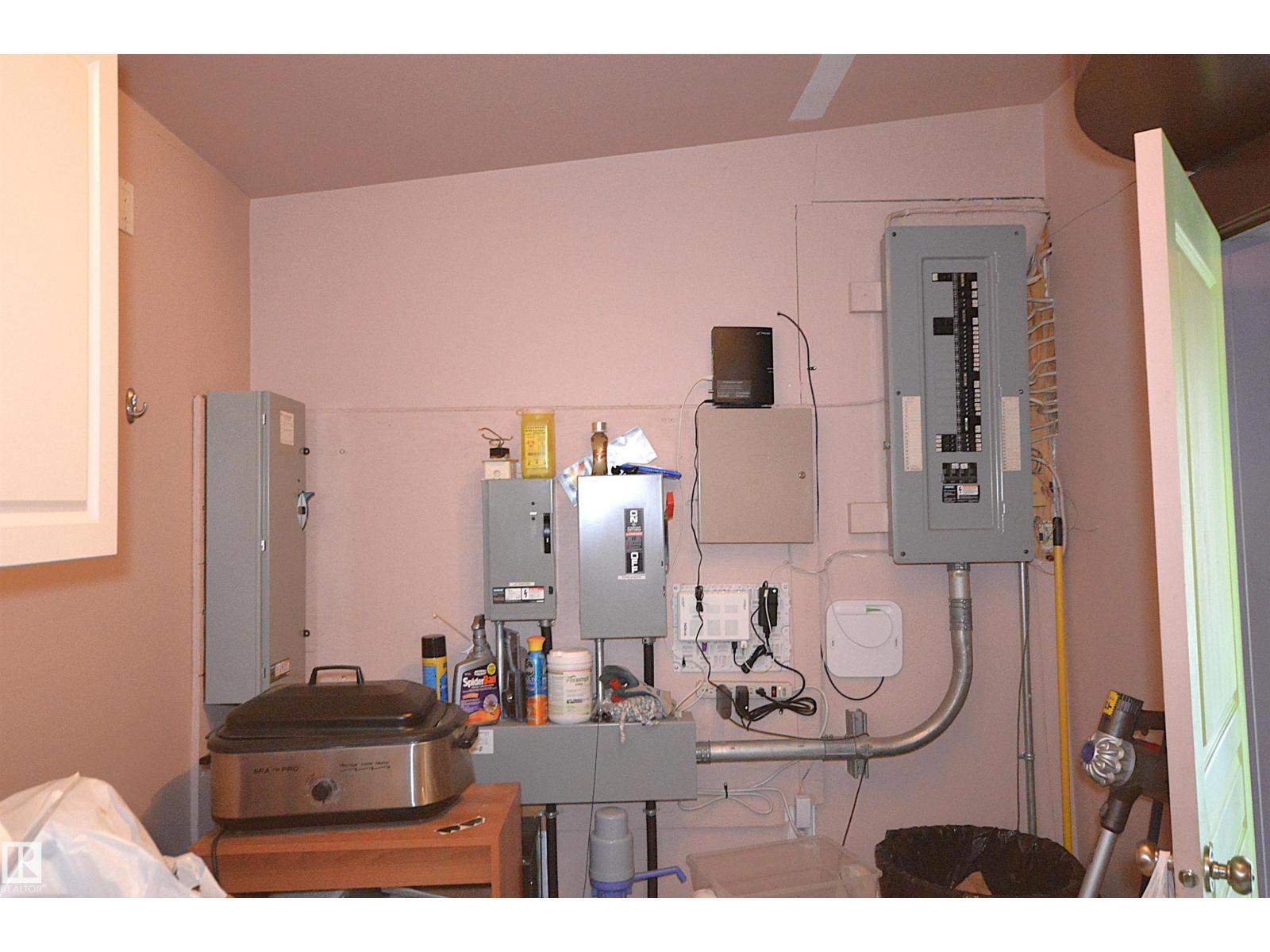 5023 51 AVE AV - 31