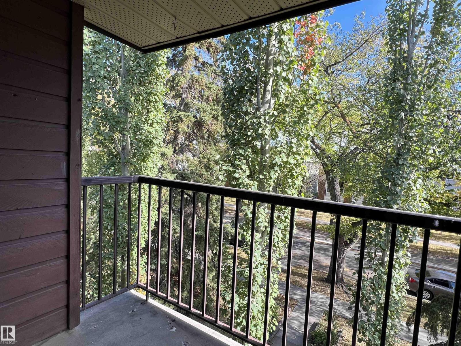 #305 10826 113 ST NW - 11