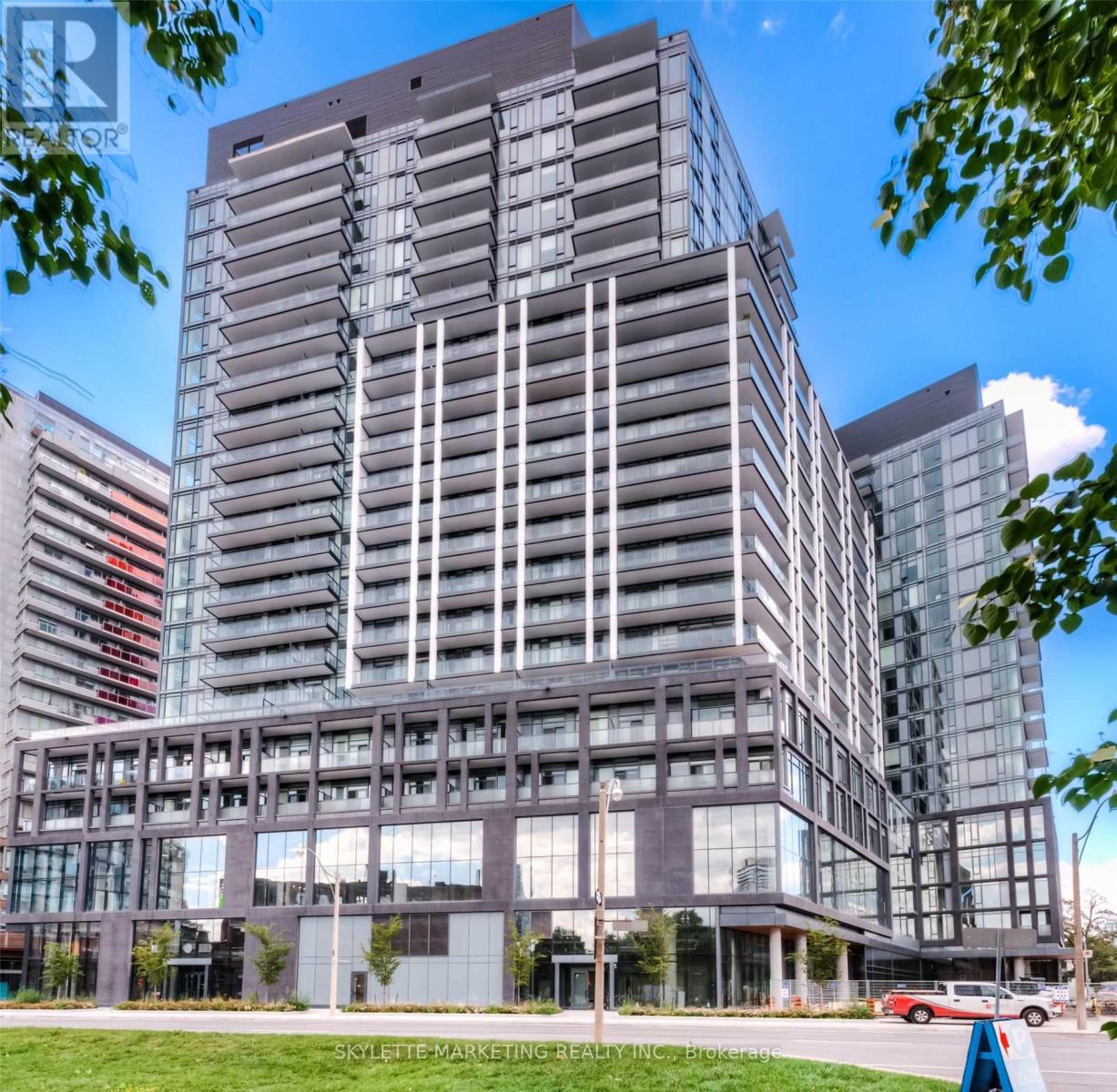 604- 50 Power Street, Toronto, ON photo 1