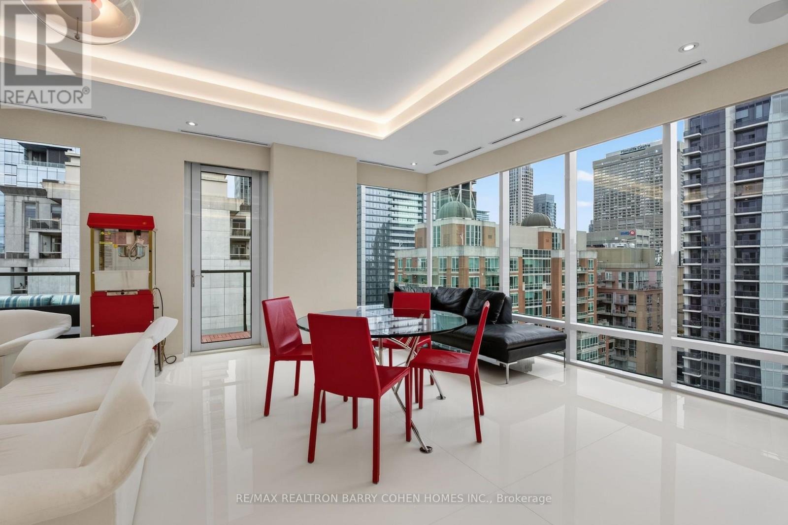 #1602 80 YORKVILLE AVENUE - 12