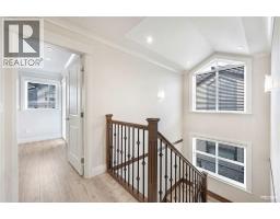 1436 Bewicke Avenue, North Vancouver, BC V7M3B8 Photo 10