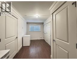 1436 Bewicke Avenue, North Vancouver, BC V7M3B8 Photo 18