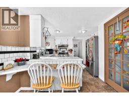 102 4 Avenue SE - photo 12