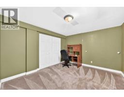 102 4 Avenue SE - photo 37