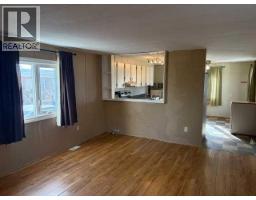 255 Fleet Street Sw, Medicine Hat, AB T1A7Z4 Photo 8