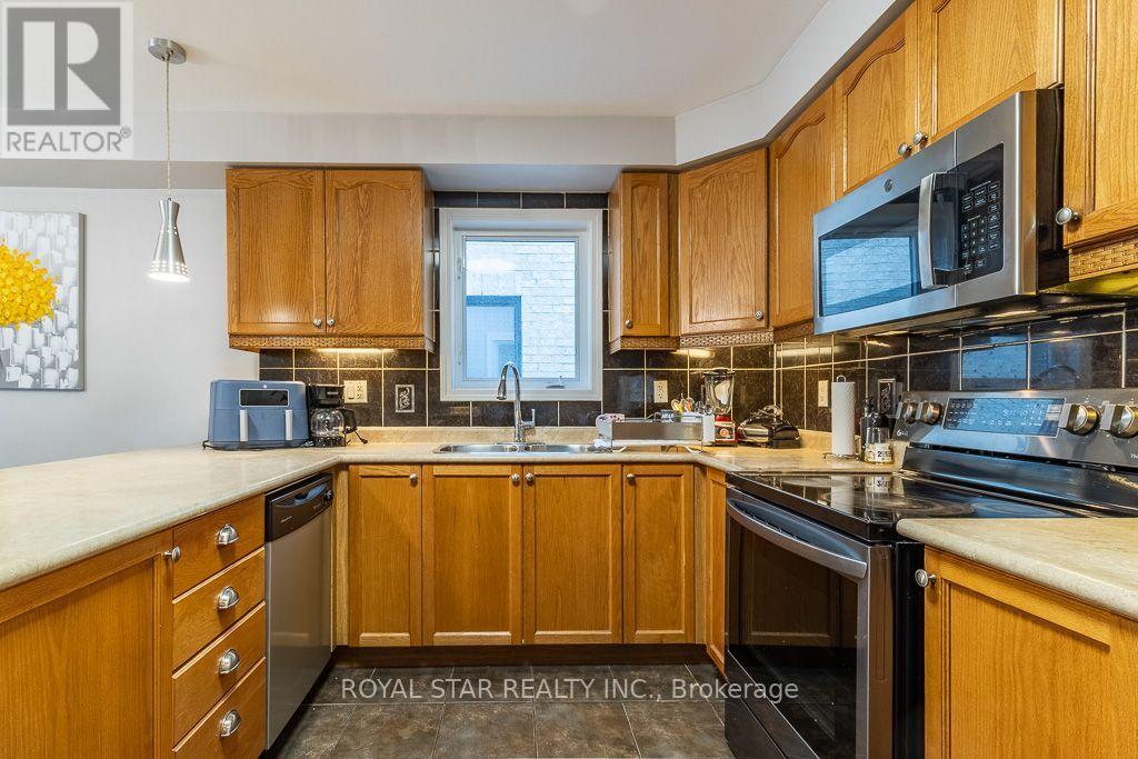 1164 Stire Street, Oshawa, ON photo 35