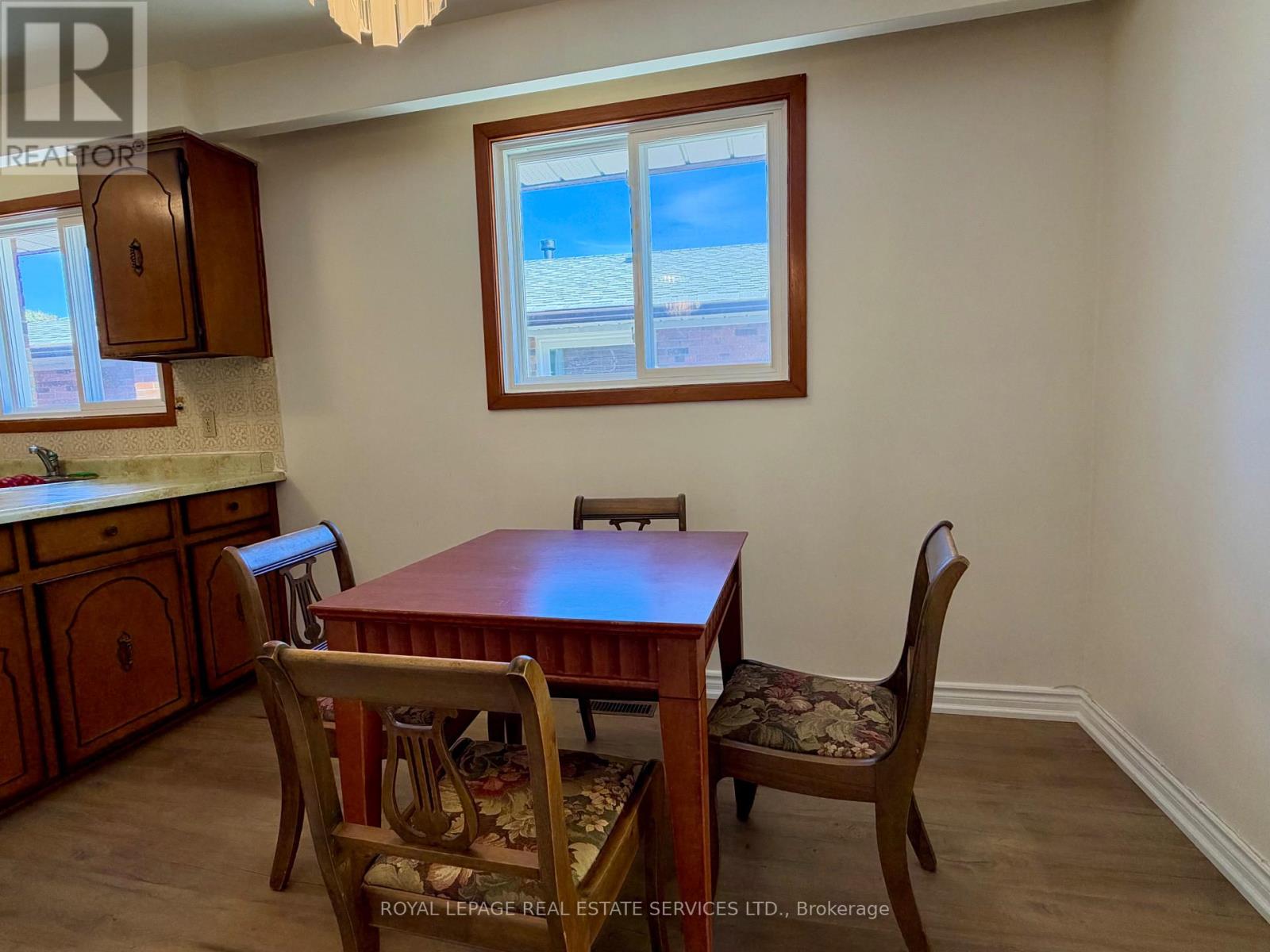 66 Terryhill Crescent — photo 10