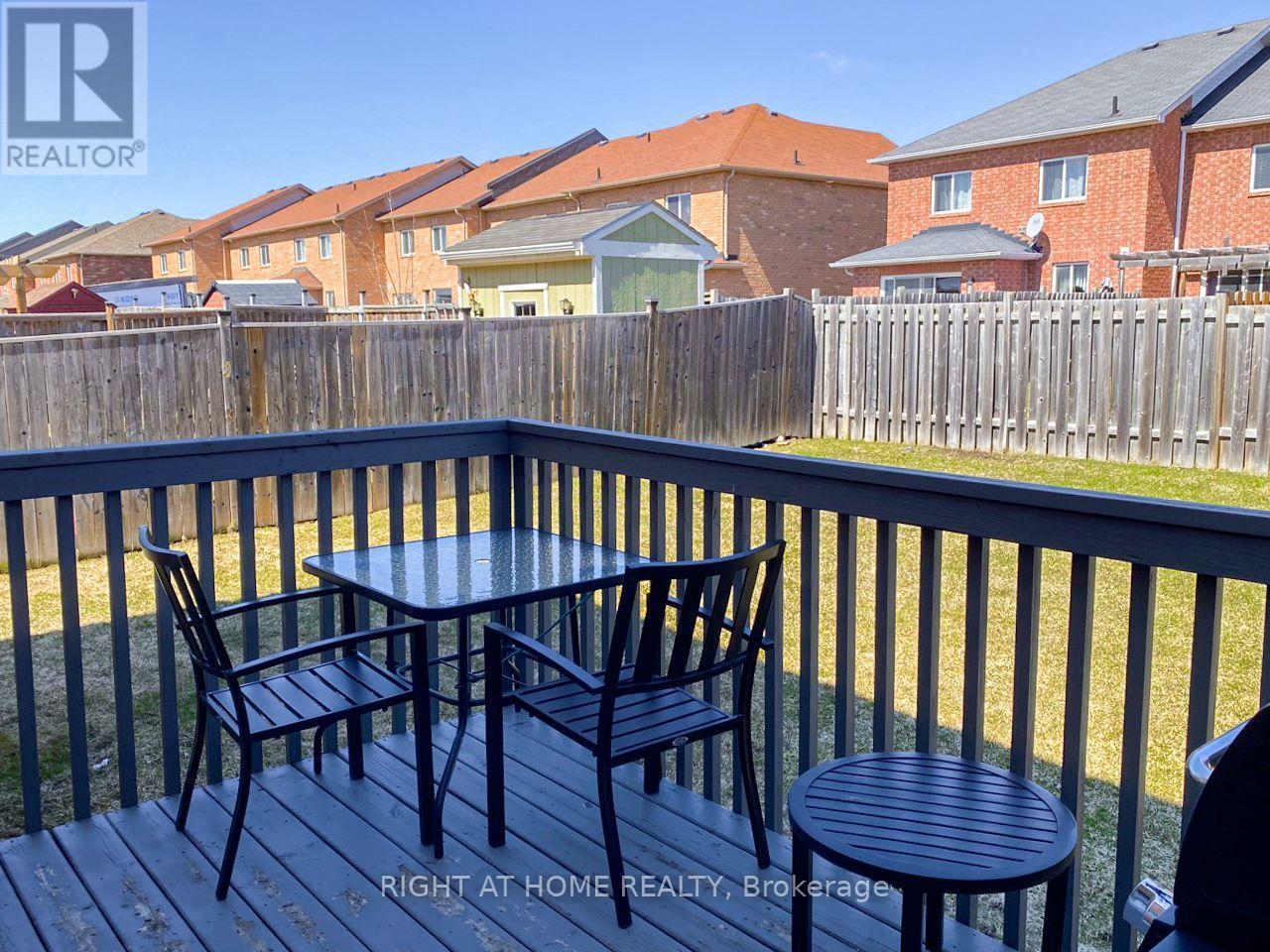 2099 Osbond Road — photo 16