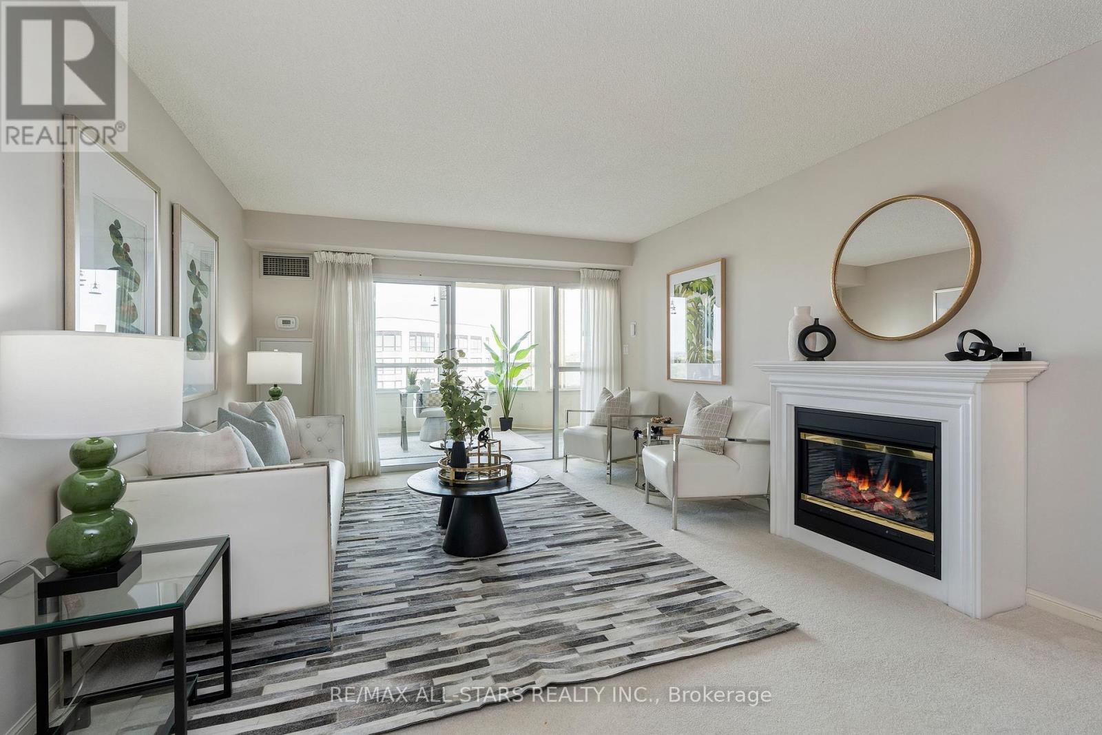 1102- 610 Bullock Drive, Markham, ON photo 9