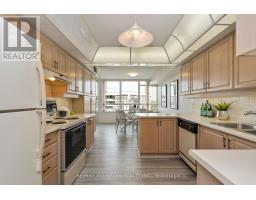 1102 - 610 Bullock Drive, Markham, ON L3R0G1 Photo 13