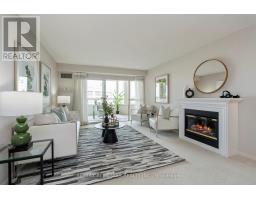 1102 - 610 Bullock Drive, Markham, ON L3R0G1 Photo 9