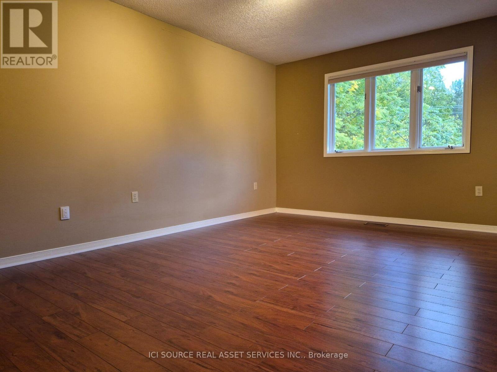 2100 Snow Valley Road, Springwater, ON photo 22