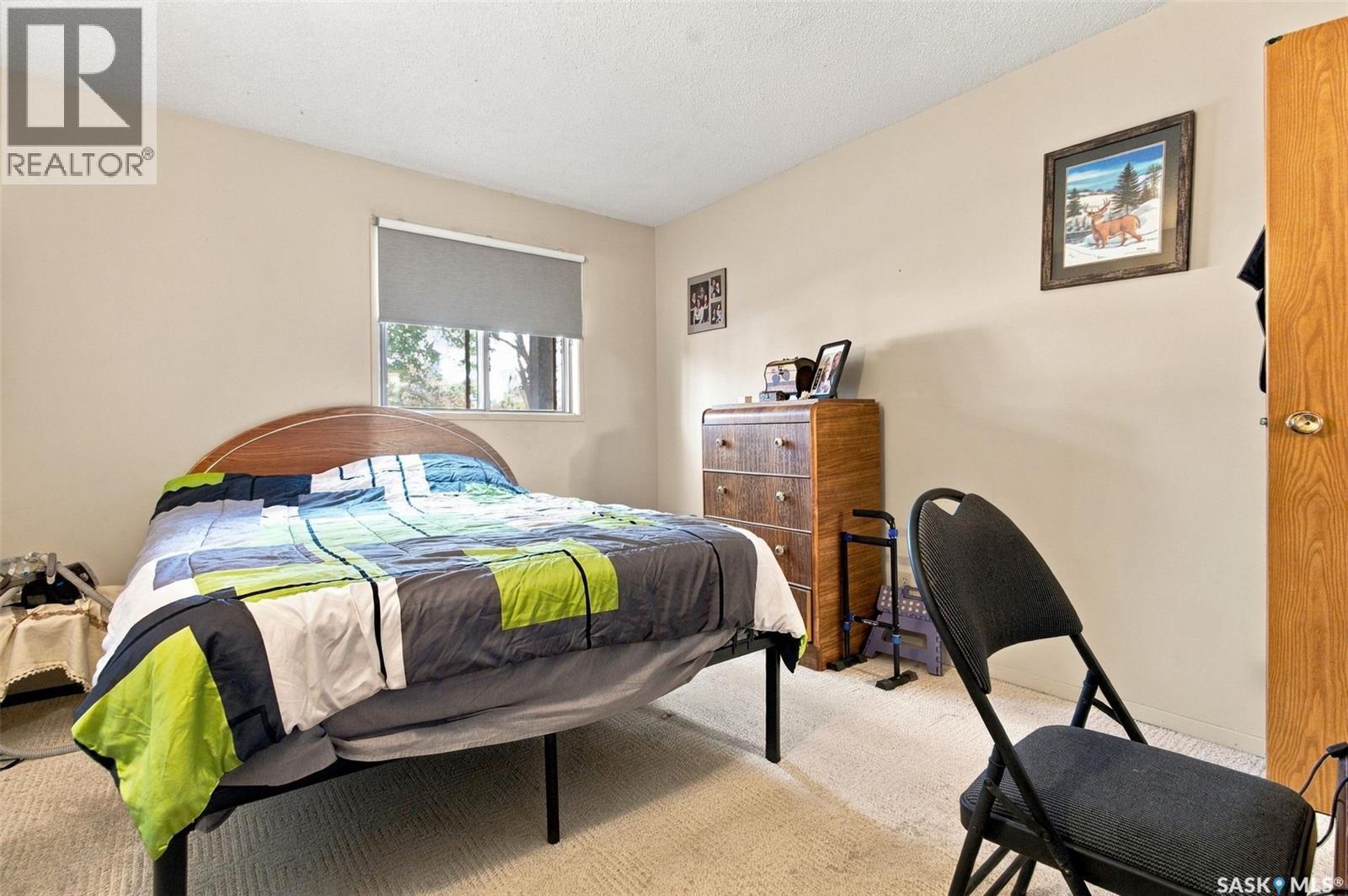 #202 275 Kingsmere BOULEVARD - 14